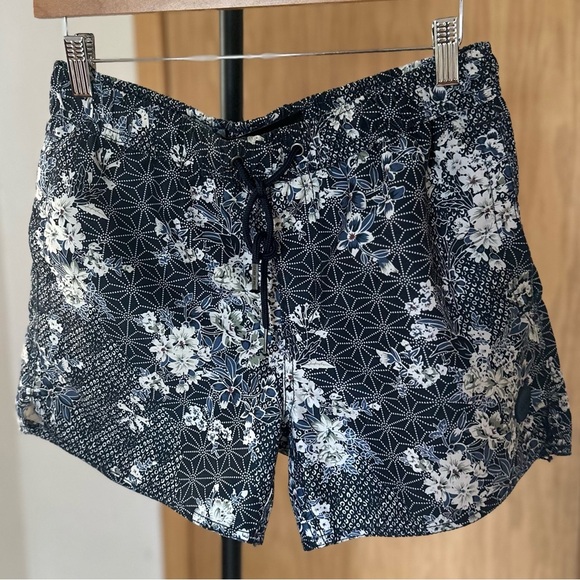 Native Youth Swim Trunks Men’s Swim Shorts Size 30 Medium C13 - Picture 3 of 15